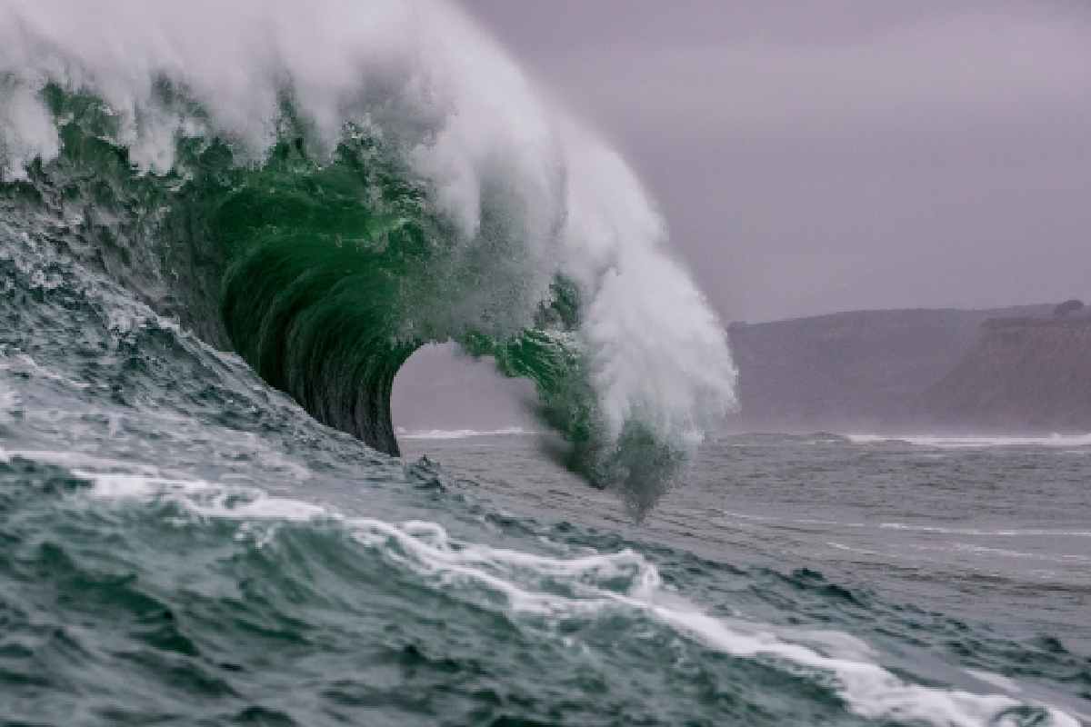 Onda a sinistra di un potenziale tsunami