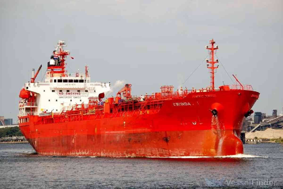 Petroliera norvegese attaccata nel Mar Rosso dai ribelli houthi dello Yemen