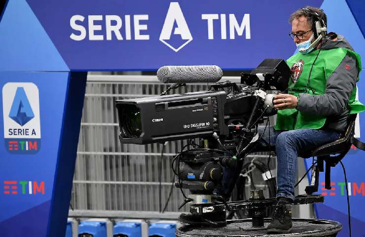 Ripresa televisiva di una partita di calcio