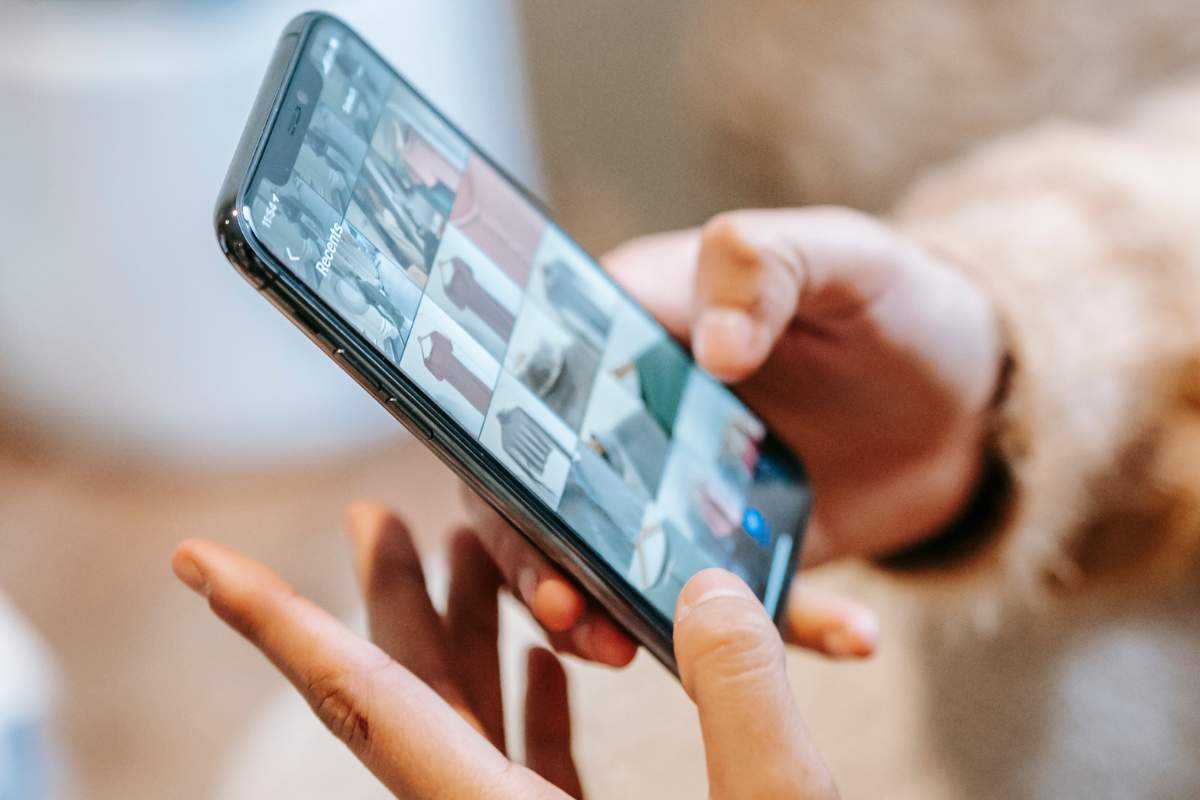 trucco per far sparire le foto dal telefono